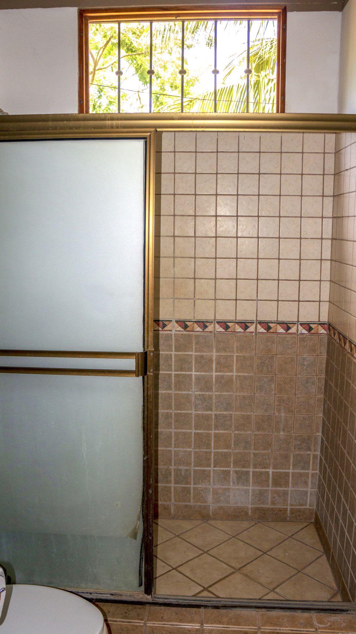 LP2 - Bathroom